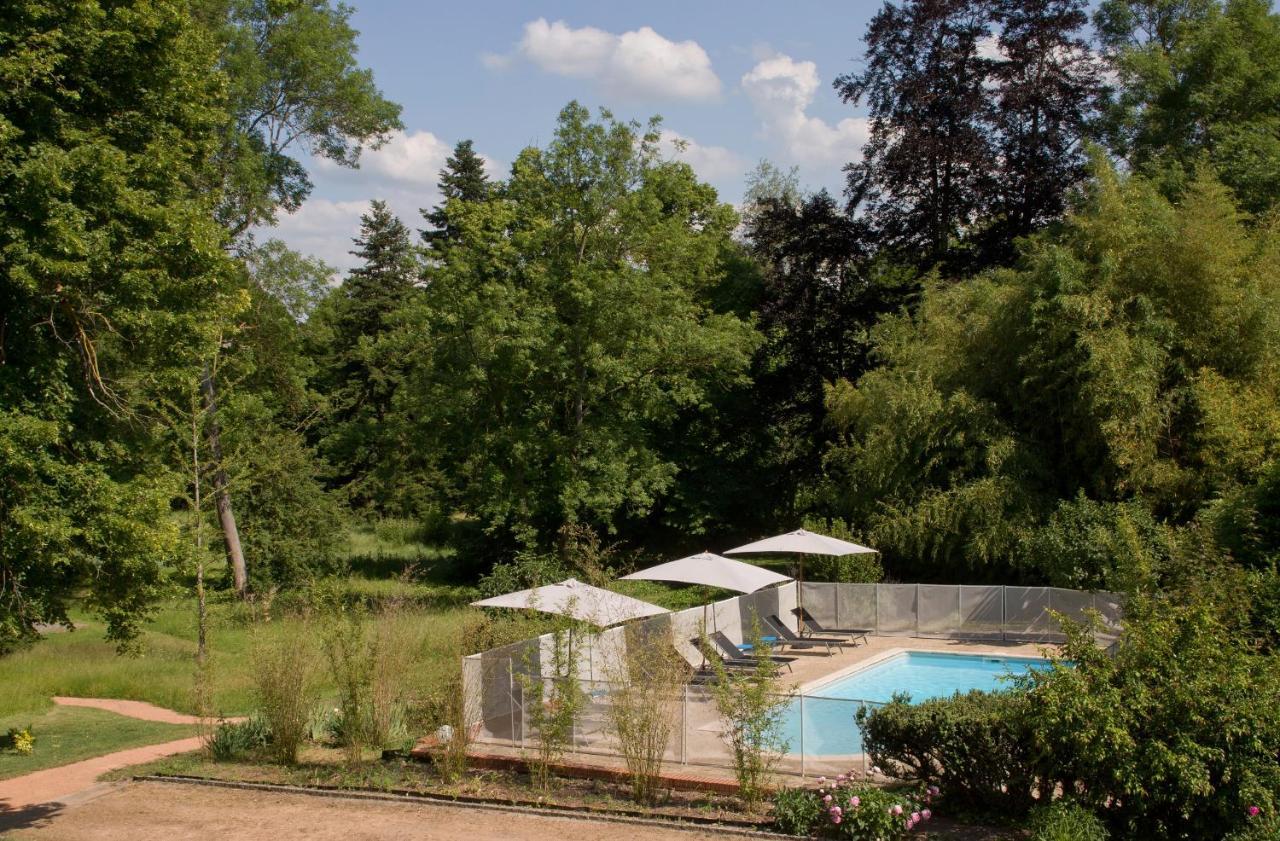 Hotel Le Monde De Charlie Bellerive-sur-Allier Esterno foto