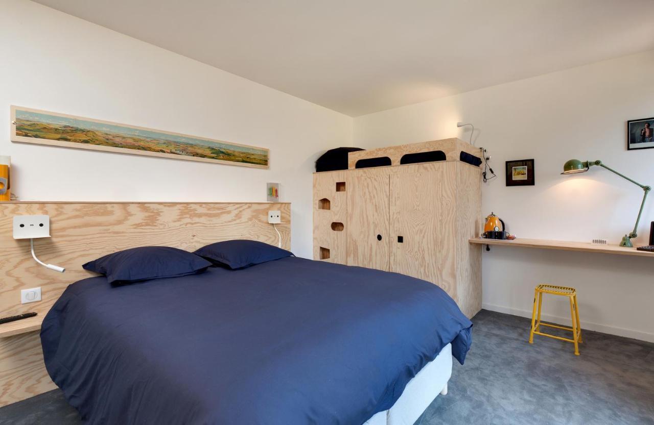 Hotel Le Monde De Charlie Bellerive-sur-Allier Esterno foto