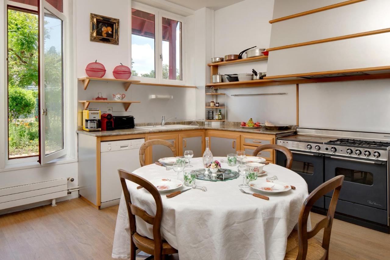 Hotel Le Monde De Charlie Bellerive-sur-Allier Esterno foto