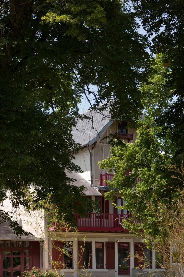 Hotel Le Monde De Charlie Bellerive-sur-Allier Esterno foto