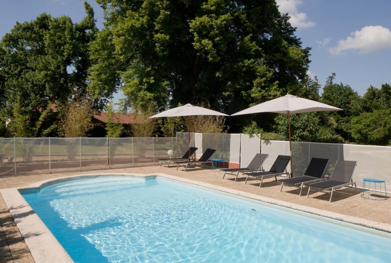 Hotel Le Monde De Charlie Bellerive-sur-Allier Esterno foto