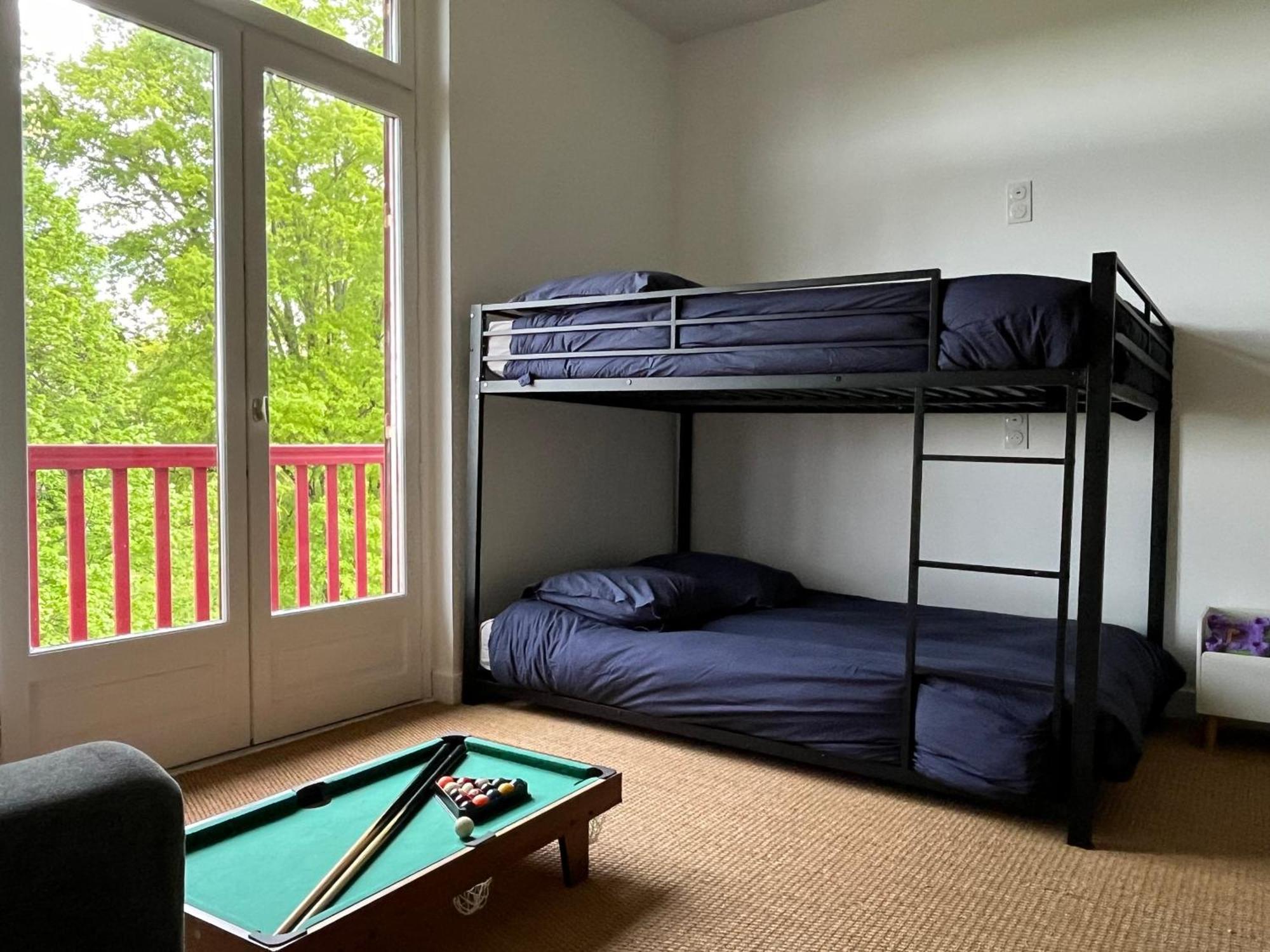 Hotel Le Monde De Charlie Bellerive-sur-Allier Esterno foto